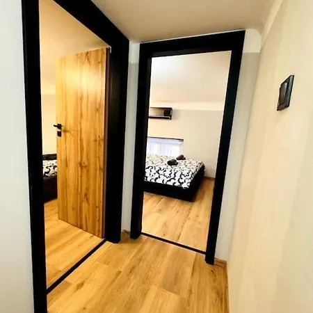 G15 Centre Stylish Flat