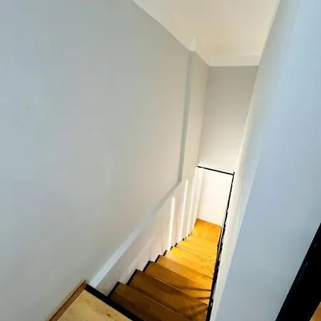 דירה G15 Centre Stylish Flat בודפשט