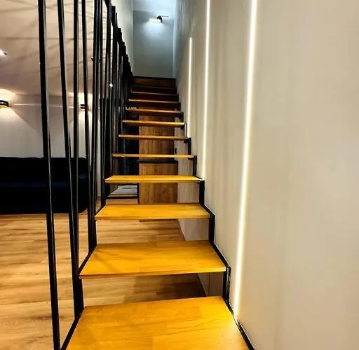 G15 Centre Stylish Flat * بودابست