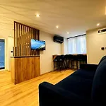 Apartman G15 Centre Stylish Flat